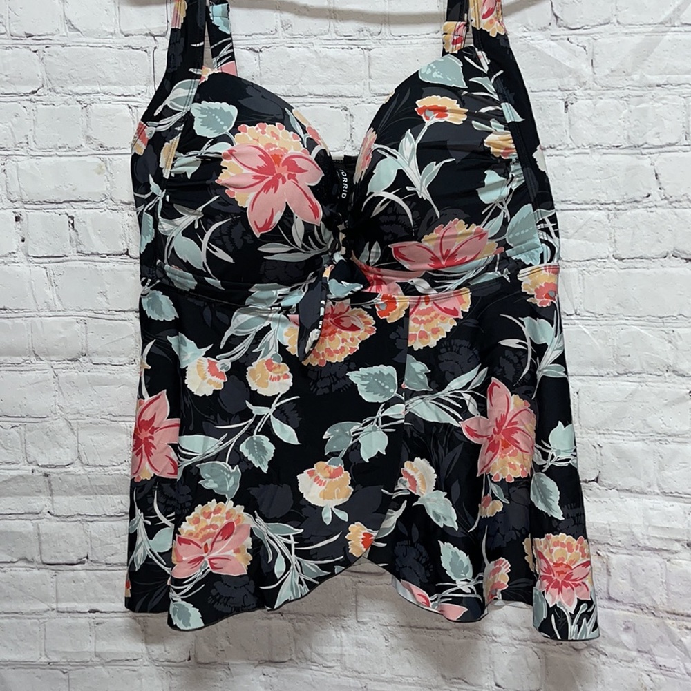 Torrid Floral Swim Top Size 3X